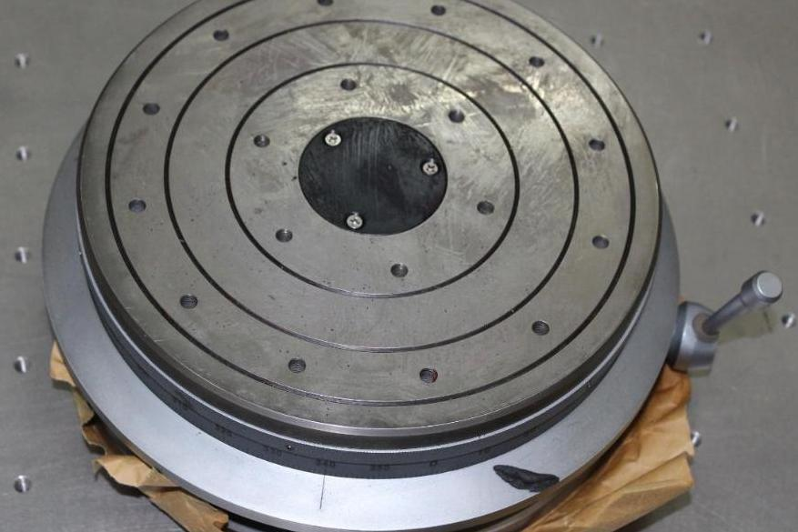 誘偏激光發射角度測試系統